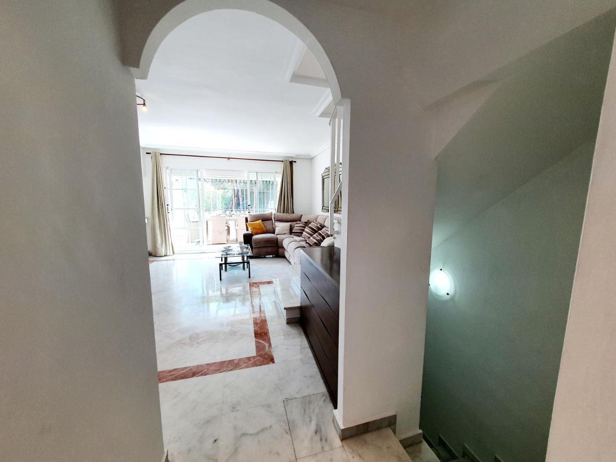 Appartement Lomas De Cabopino House à Marbellac Extérieur photo